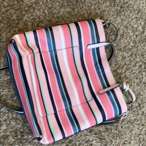 Reversible tote